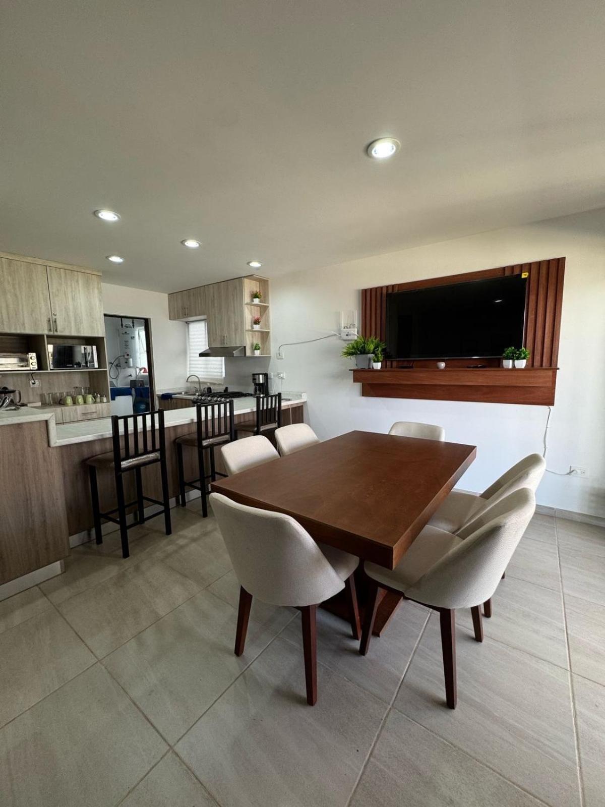Apartamento Casa En Playa Cerritos *