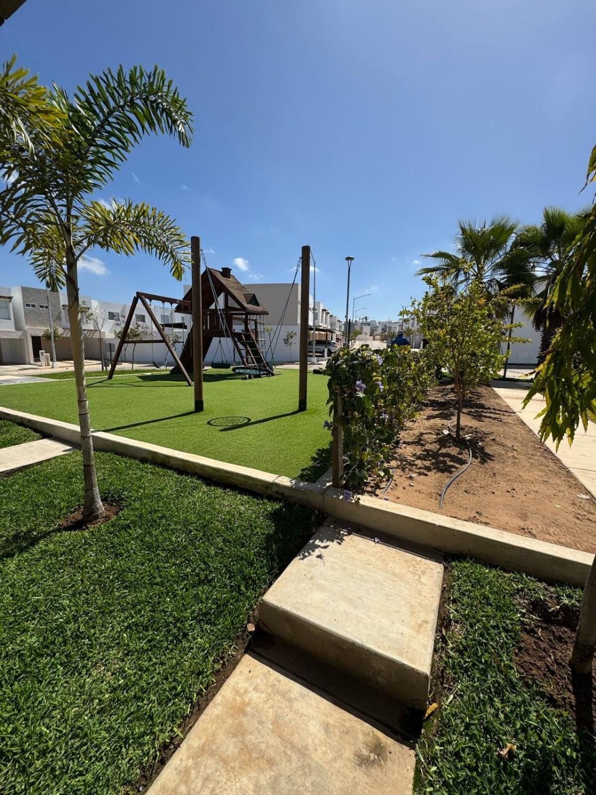 Apartamento Casa En Playa Cerritos *